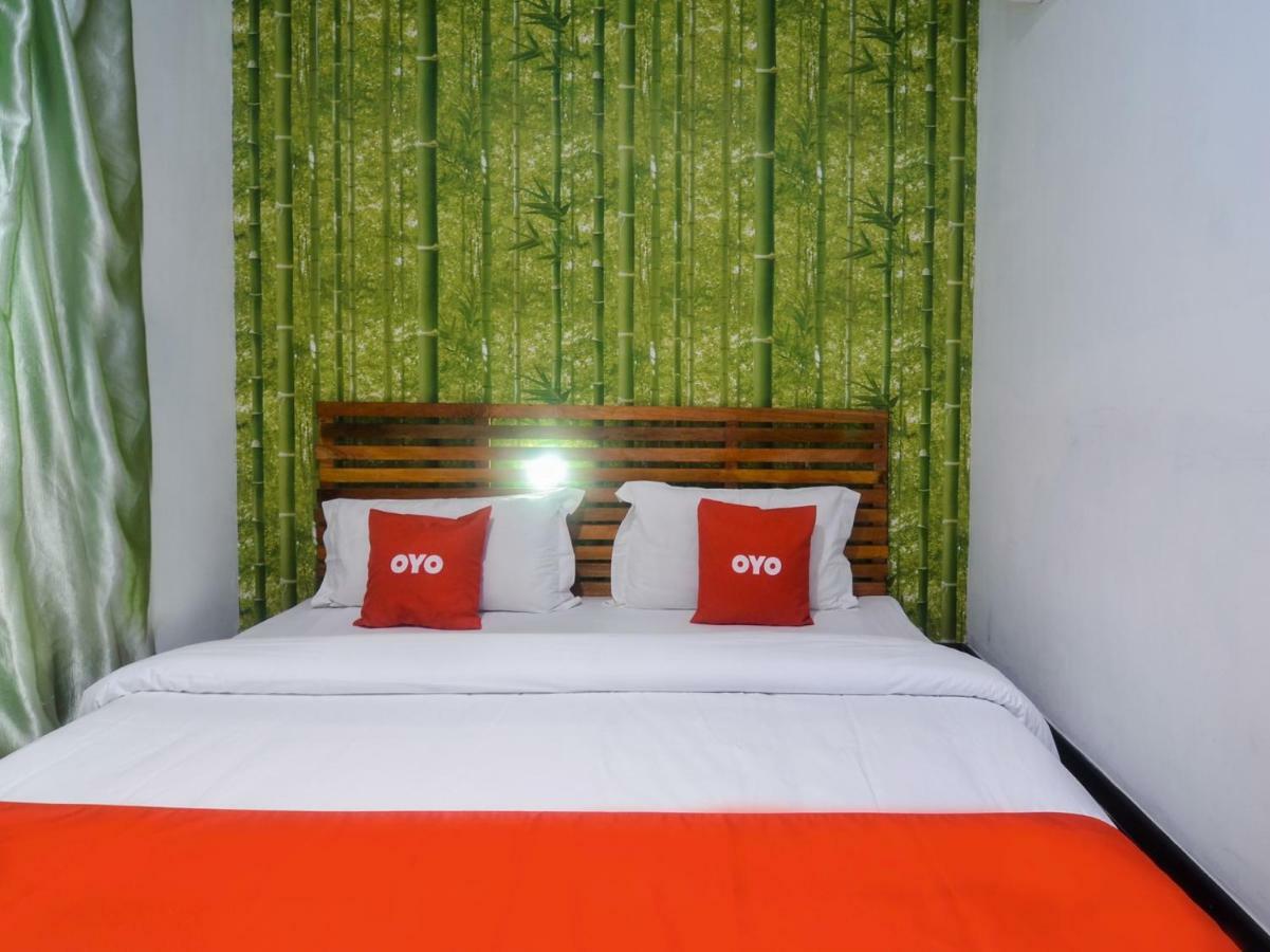 Oyo 1119 Memoire Express Hotel Kuching Ngoại thất bức ảnh