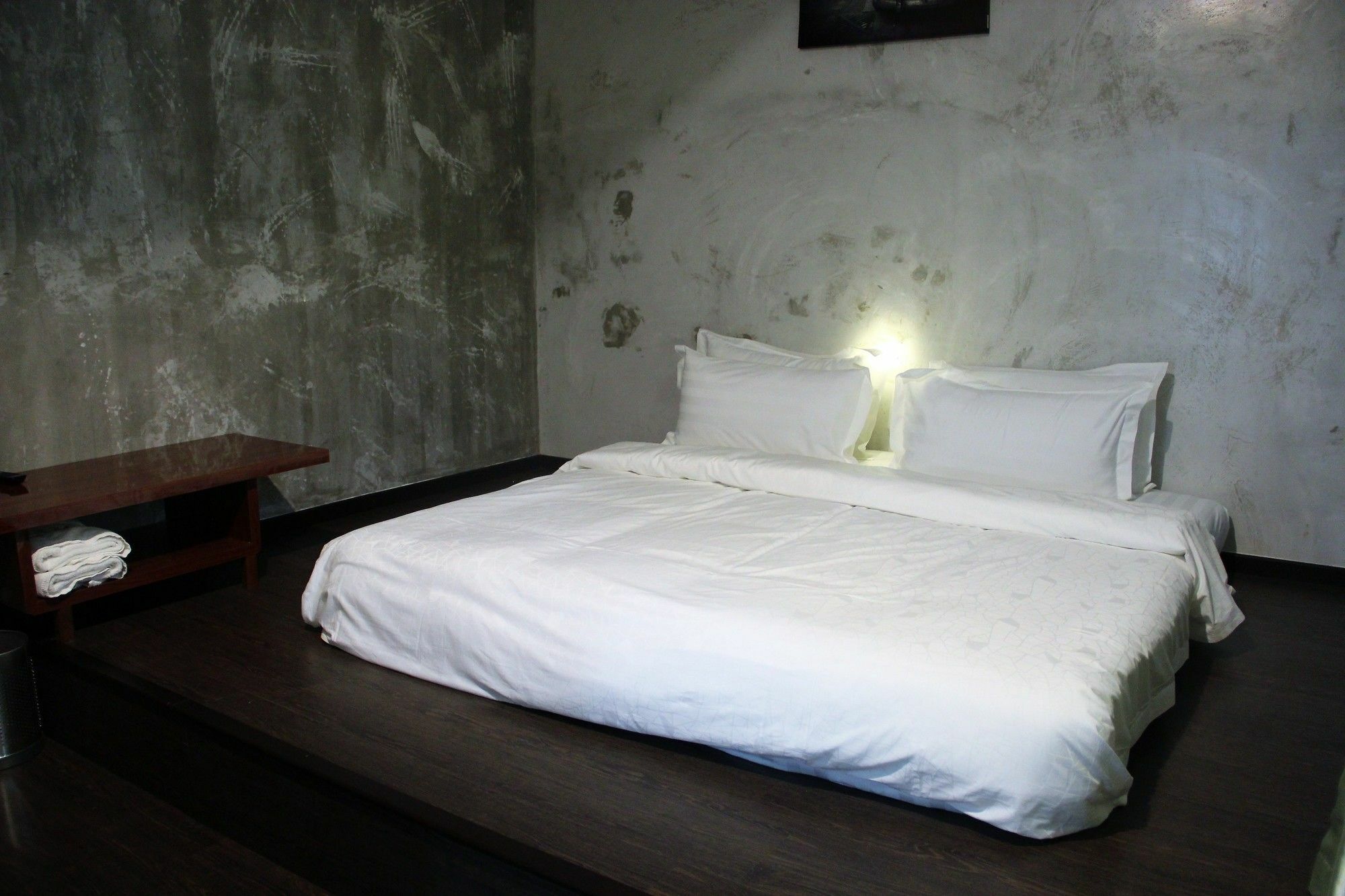 Oyo 1119 Memoire Express Hotel Kuching Ngoại thất bức ảnh